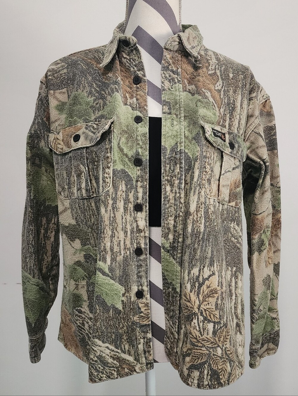 Vintage 90s Rattlers Brand Realtree Camouflage Heavyweight Button Up